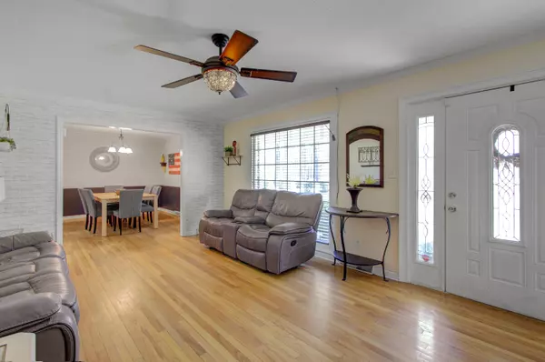 Summerville, SC 29486,2748 State Rd