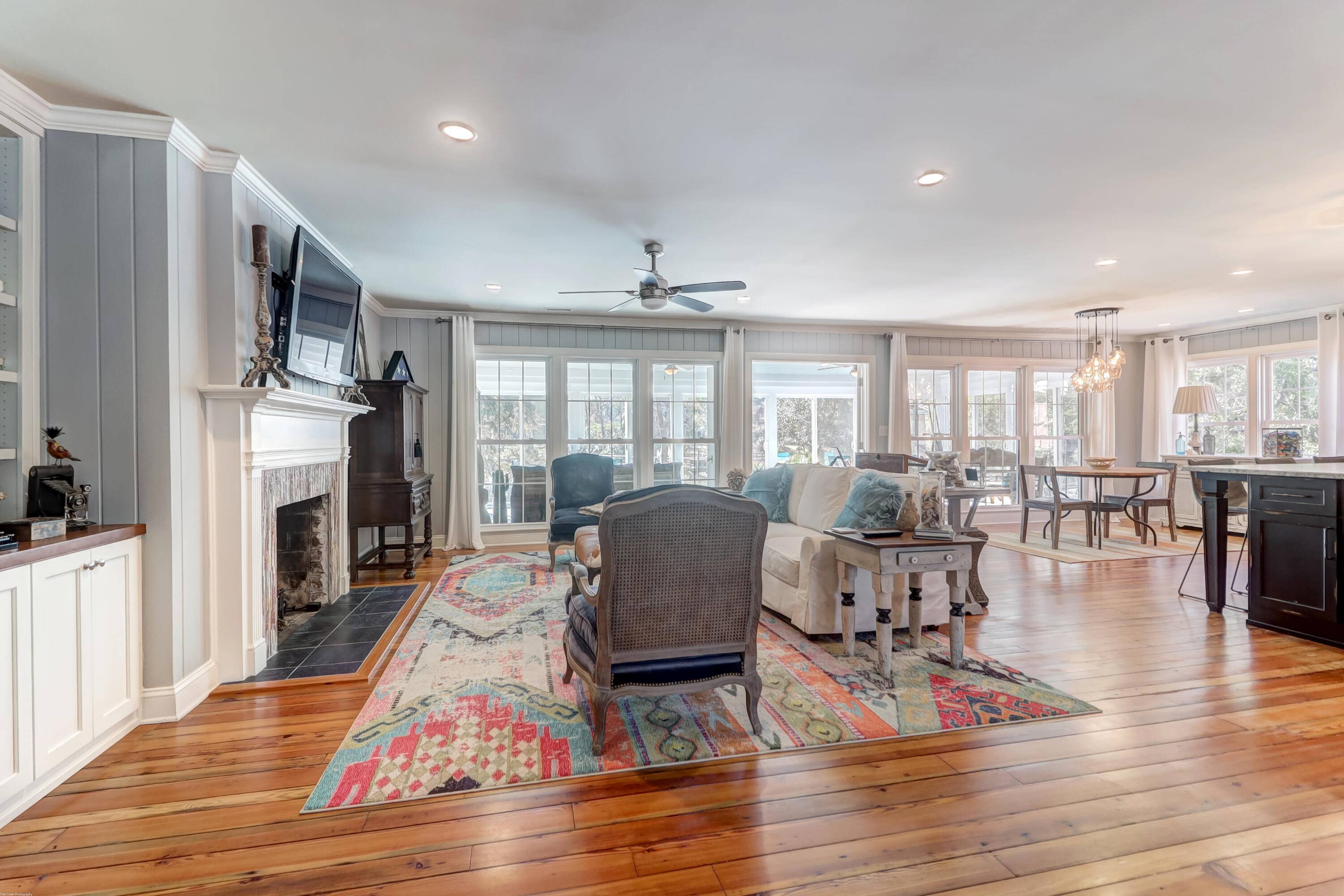 Mount Pleasant, SC 29464,433 Hobcaw Dr