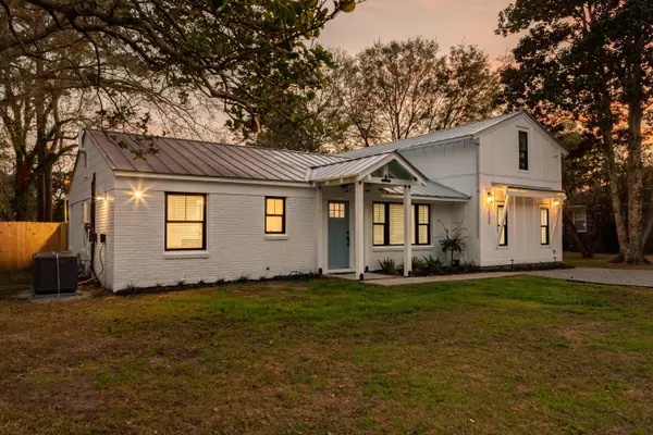 Charleston, SC 29412,1733 Combahee St