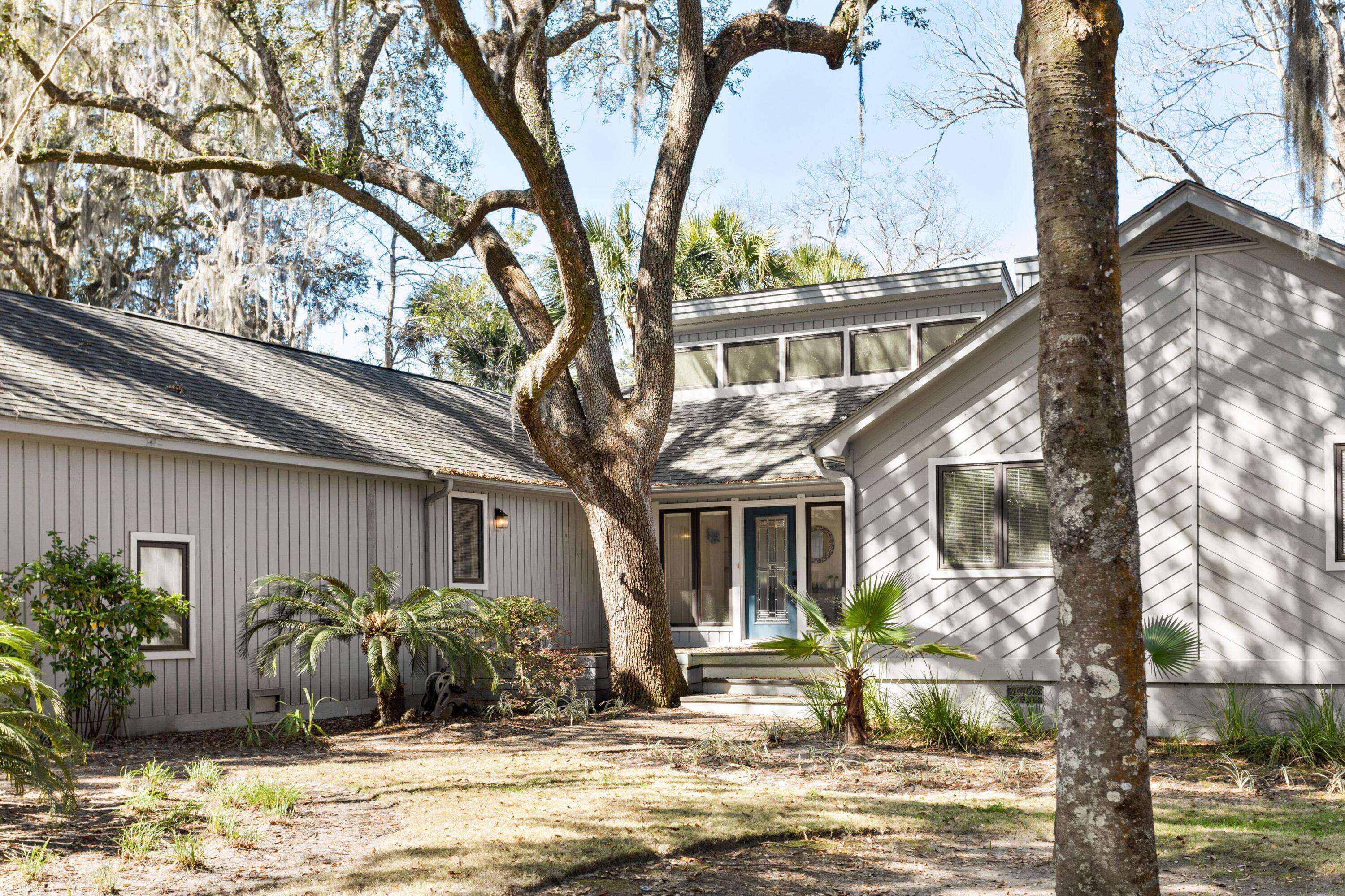 Seabrook Island, SC 29455,2901 Capn Sams Rd