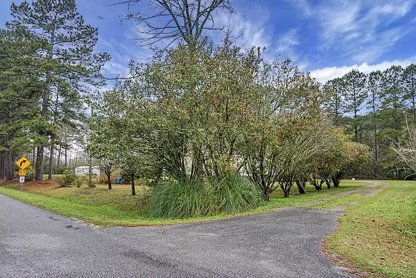 Moncks Corner, SC 29461,261 Autumn Ln