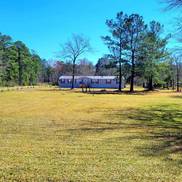 1090 Burlington Rd, Walterboro, SC 29488