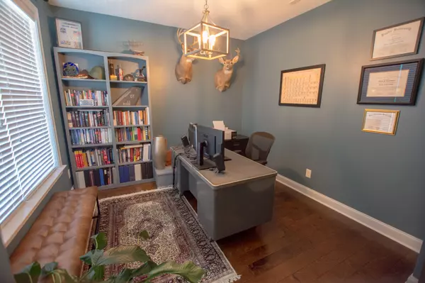 Summerville, SC 29485,5008 Wartrace Ct