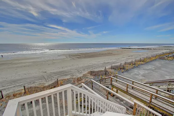 Folly Beach, SC 29439,1677 E Ashley Ave #B