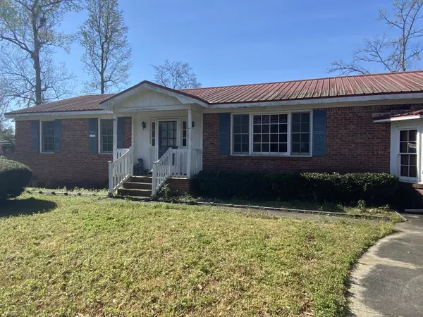 1304 Dennis Blvd, Moncks Corner, SC 29461