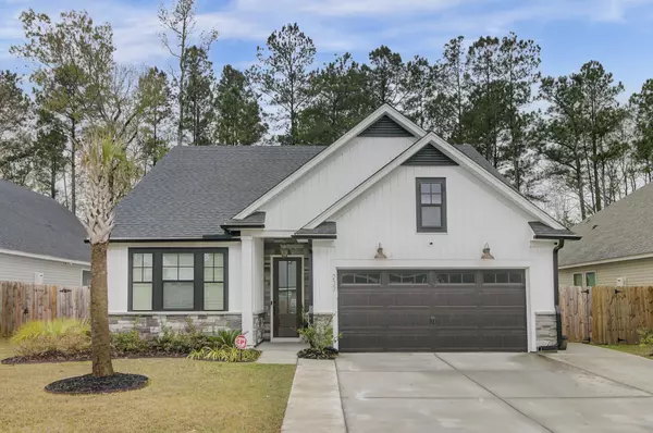 237 Whirlaway Dr, Moncks Corner, SC 29461