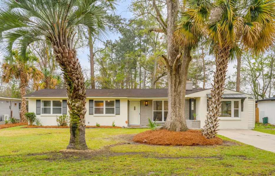 1441 S Sherwood Dr, Charleston, SC 29407