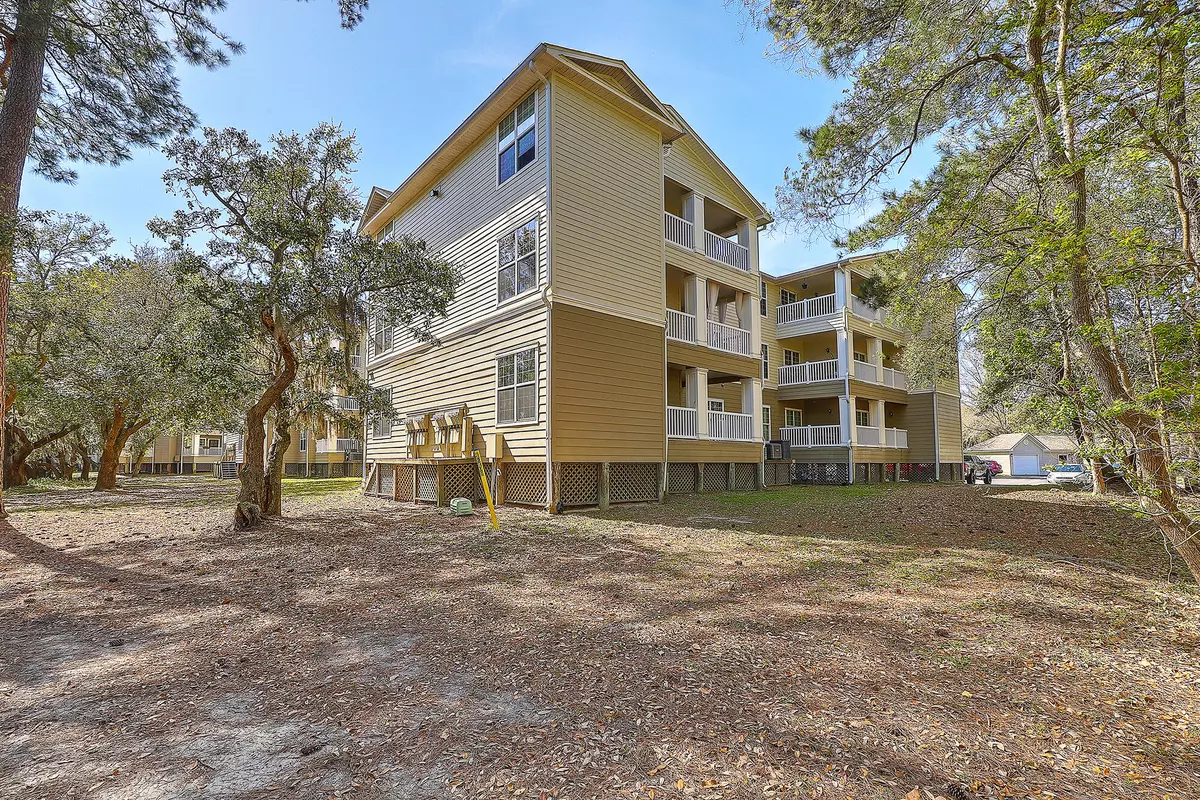 Charleston, SC 29412,700 Daniel Ellis Dr #8308