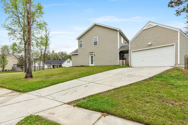 Hanahan, SC 29410,404 Amhurst St