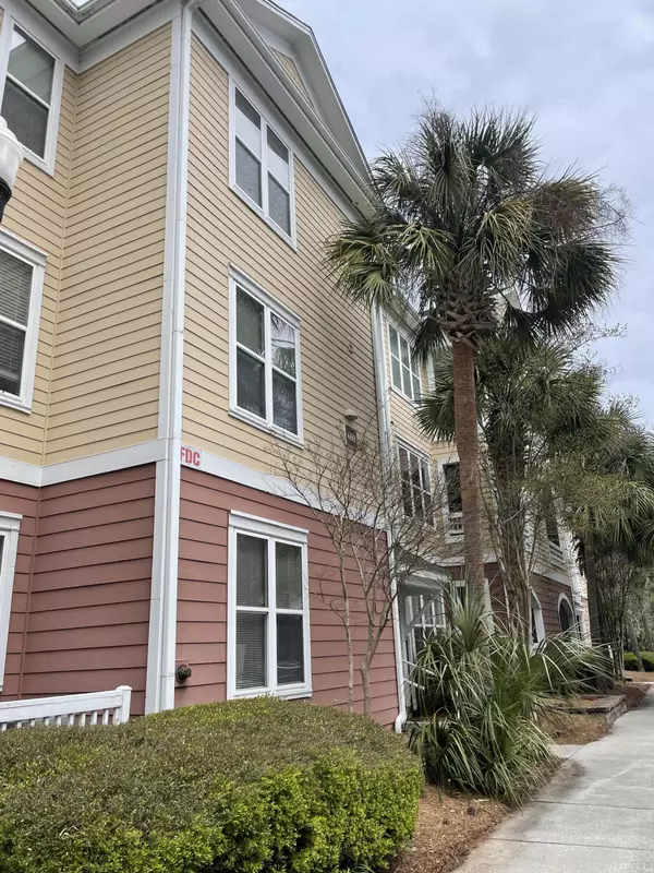 600 Bucksley Ln #201, Charleston, SC 29492