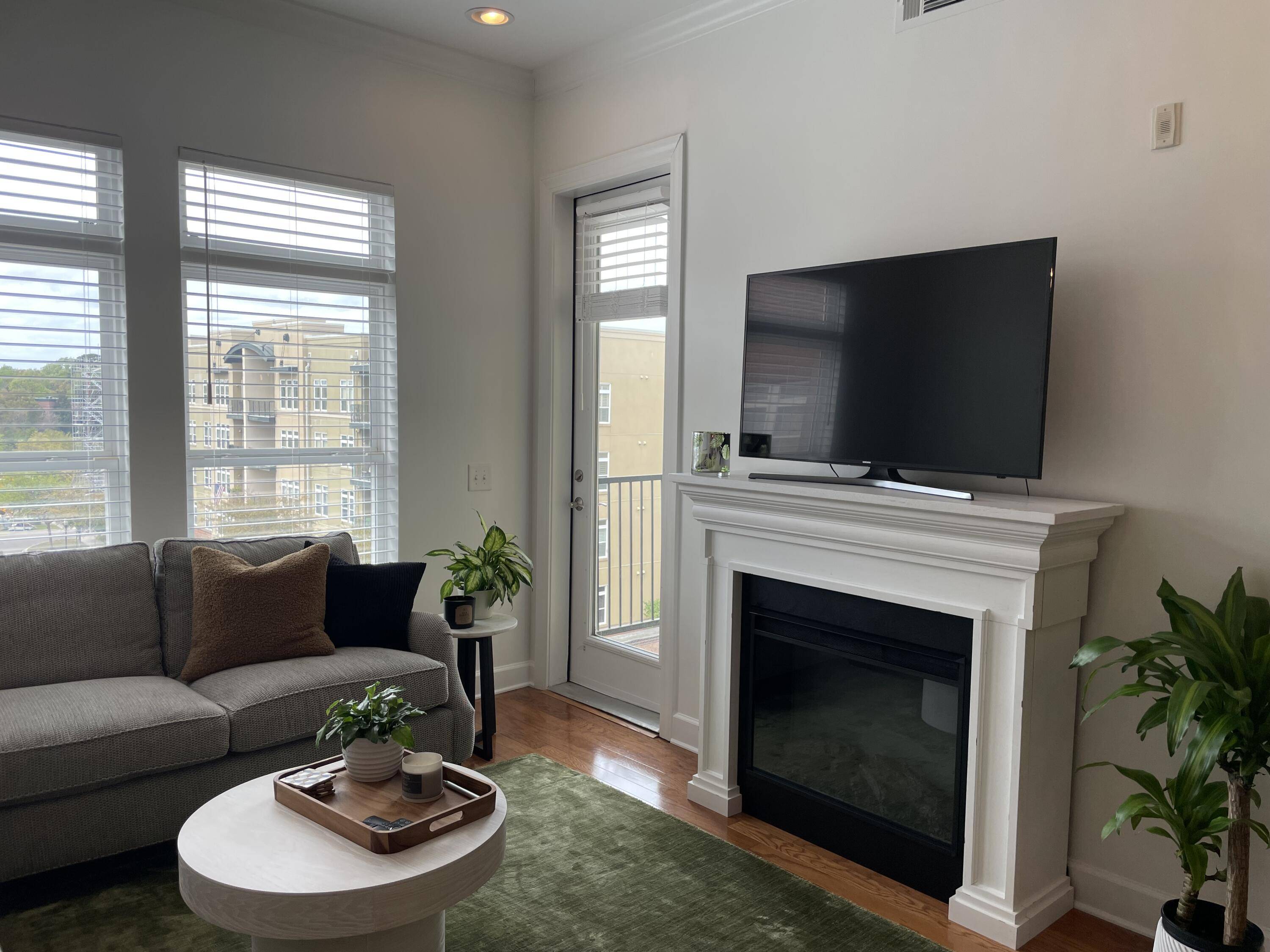 Charleston, SC 29492,145 Pier View St #410