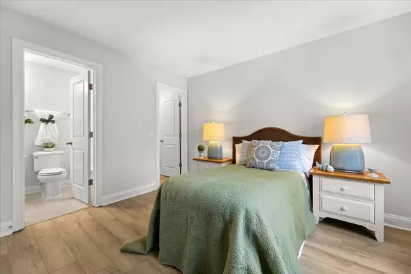 North Charleston, SC 29405,1232 Tice Ln #16