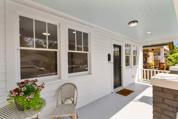 Charleston, SC 29403,52 Oswego St