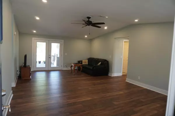 Harleyville, SC 29448,362 Maple Hill Rd