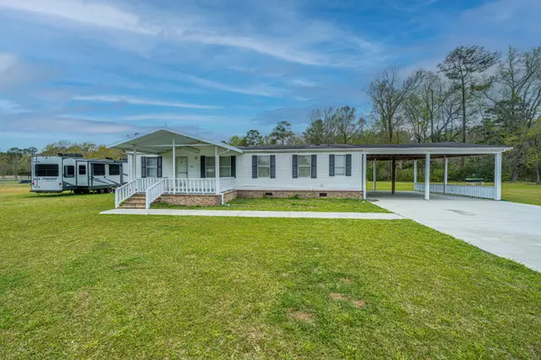 Bonneau, SC 29431,102 Cottontail Ln