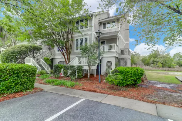 2442 Stono Watch Dr, Johns Island, SC 29455