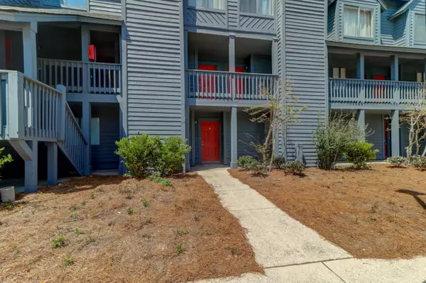 1530 Fort Johnson Rd #1b, Charleston, SC 29412
