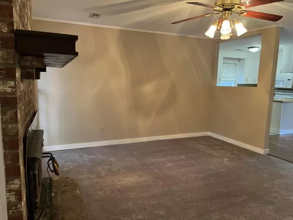 Summerville, SC 29485,102 Dana Ct