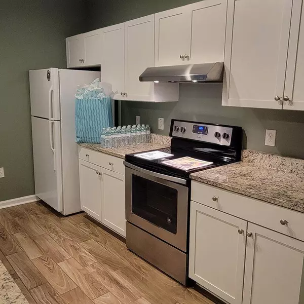 Charleston, SC 29492,600 Bucksley Ln #307