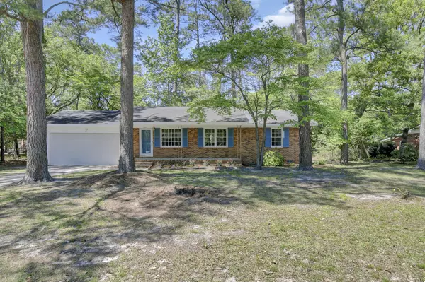 206 Lenwood Dr, Summerville, SC 29485