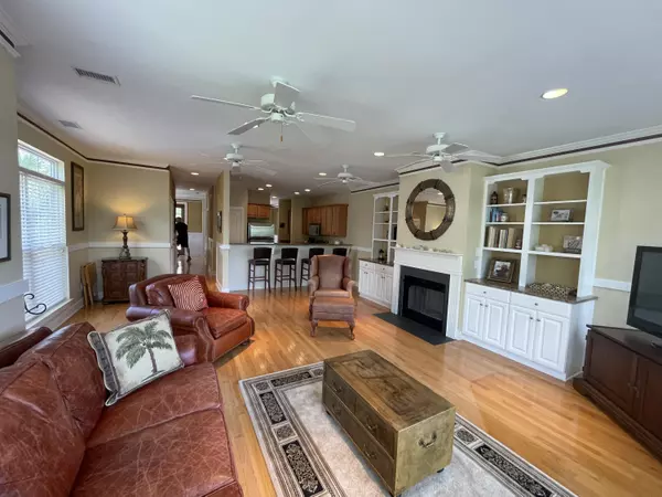 Mount Pleasant, SC 29466,904 Balgrove Ct