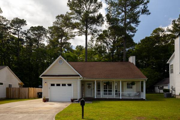 151 Chandler Dr, Ladson, SC 29456