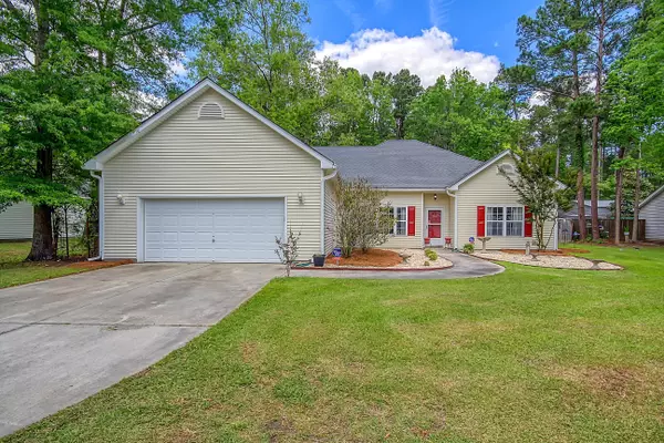 136 Cinnamon Rd, Summerville, SC 29483