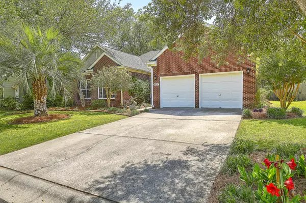 North Charleston, SC 29420,8521 Long Meadow Dr