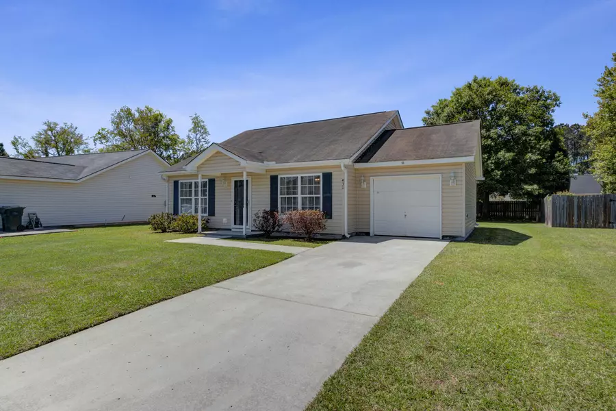 431 Stephanie Dr, Goose Creek, SC 29445