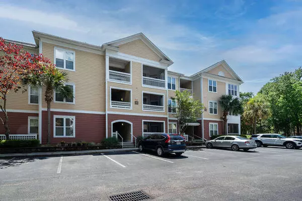 Charleston, SC 29492,100 Bucksley Ln #303