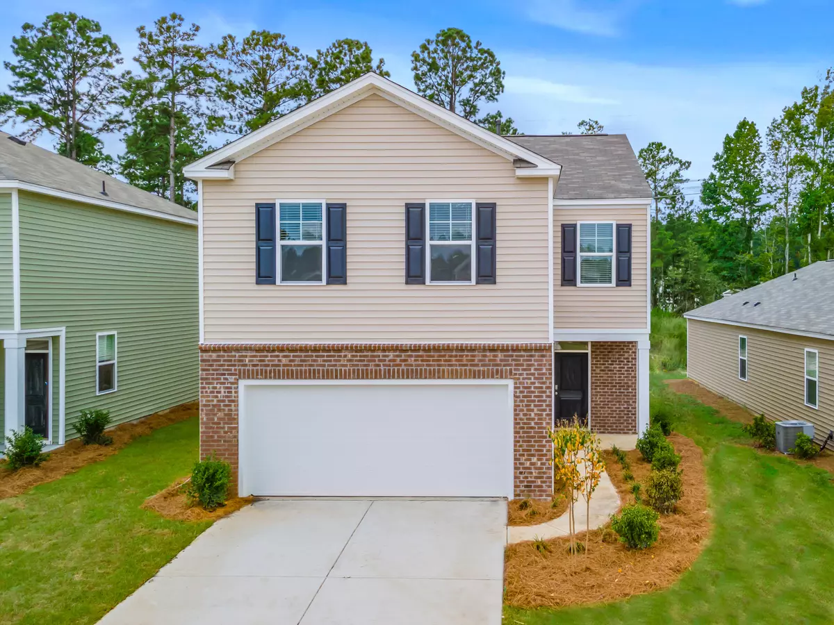 Summerville, SC 29486,640 Silver Spruce St