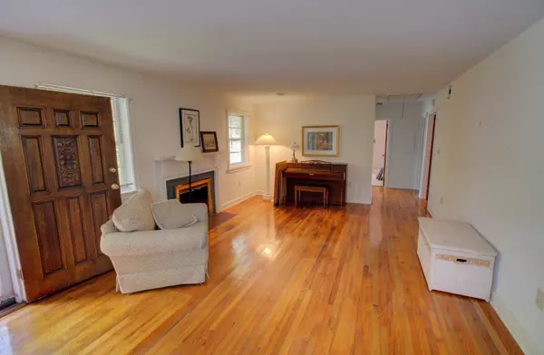 Charleston, SC 29412,1756 Mchenry Ave