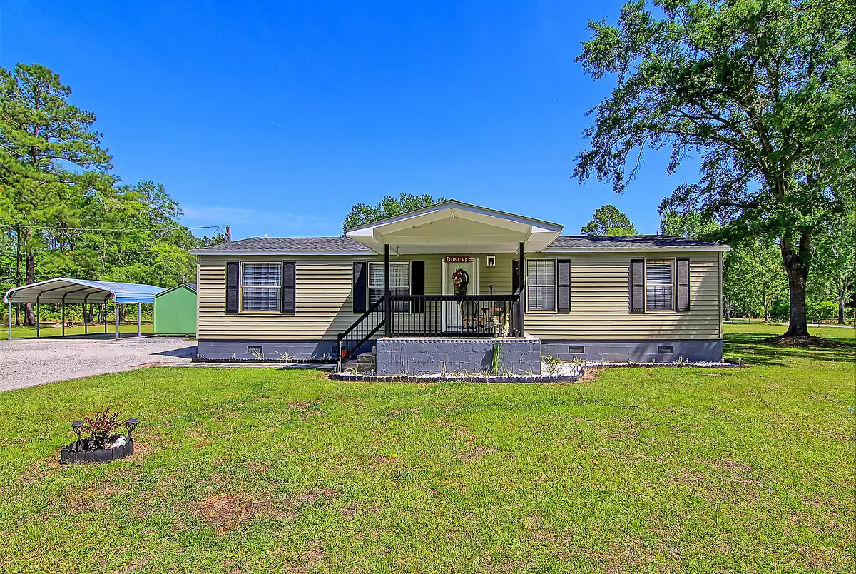 Ravenel, SC 29470,6240 Hyde Park Rd