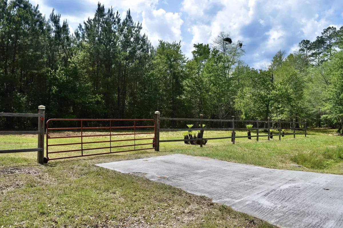 Cottageville, SC 29435,6565 Rehoboth Rd