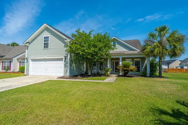 Hanahan, SC 29410,7509 Whispering Oak Dr