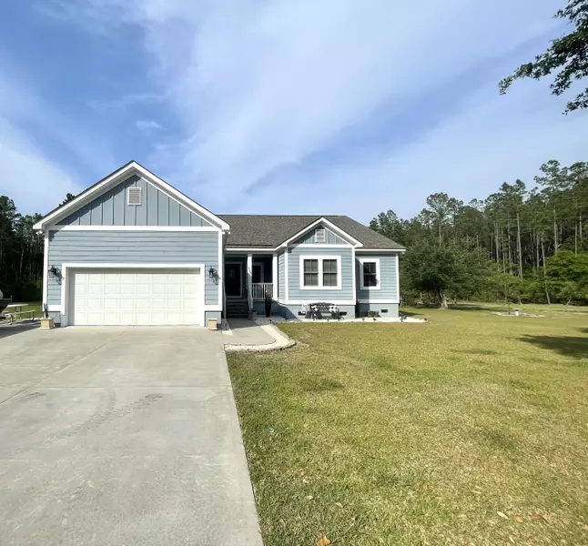 2368 Bethera Rd, Bonneau, SC 29431