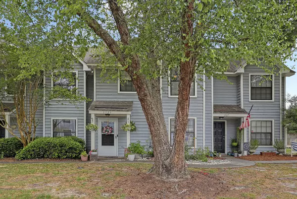 1725 Deer Path Dr, Mount Pleasant, SC 29464