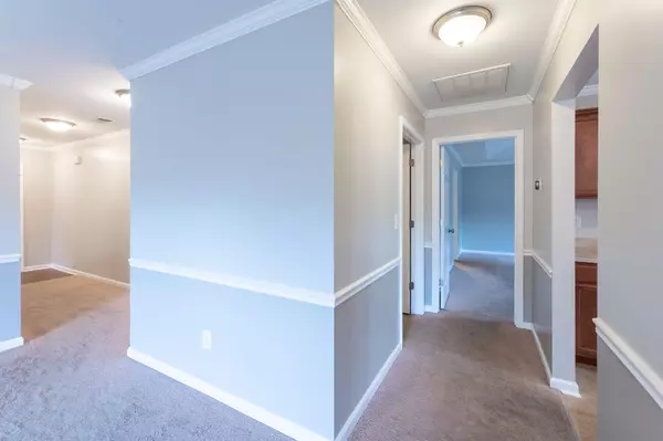 Hanahan, SC 29410,208 Sherwood Ct