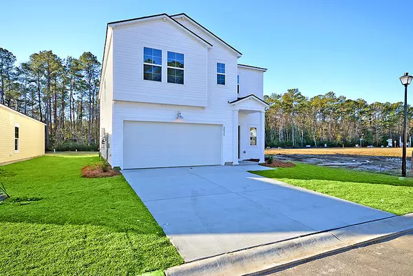 569 Spanish Wells Rd, Summerville, SC 29486