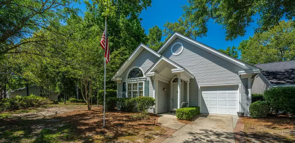 9005 Delancey Cir, North Charleston, SC 29406