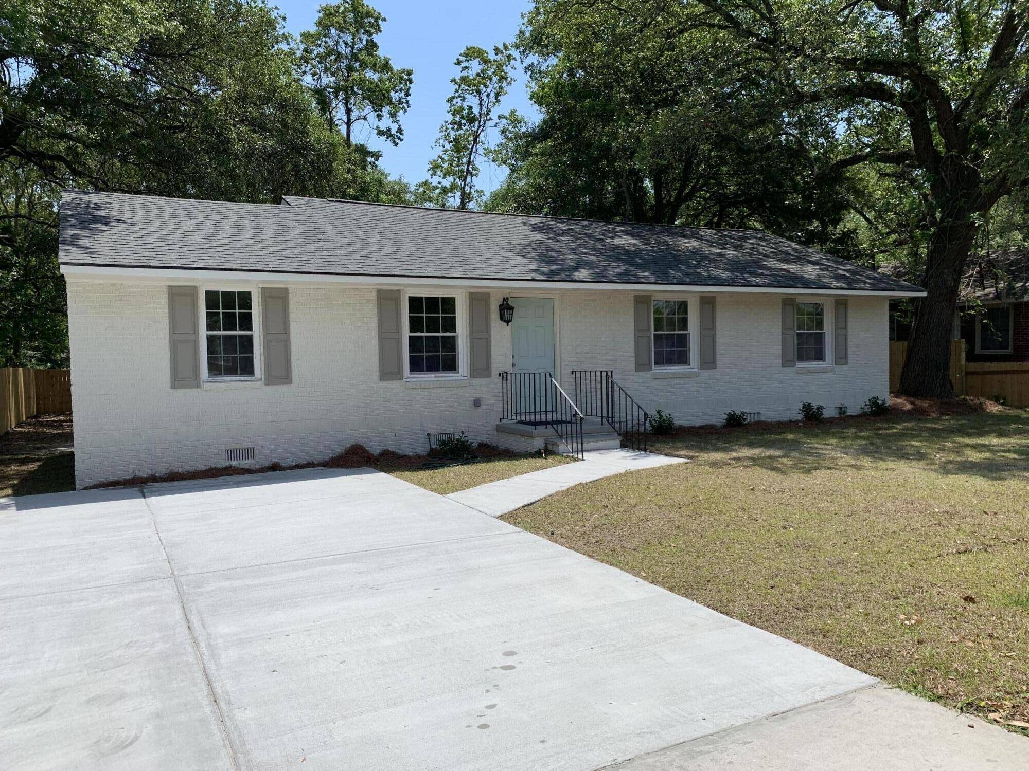 2697 Louise Dr, North Charleston, SC 29405
