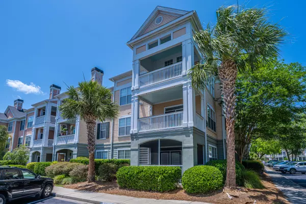 Charleston, SC 29492,130 River Landing Dr #9220