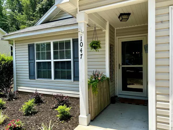 Hanahan, SC 29410,1047 Steelechase Ln