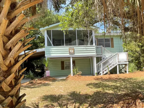 2410 Murray St, Edisto Island, SC 29438