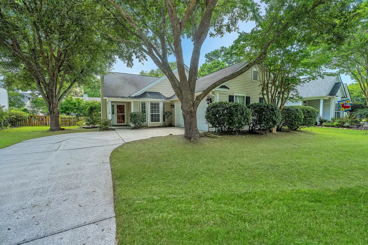 Mount Pleasant, SC 29464,529 Pritchards Point Dr