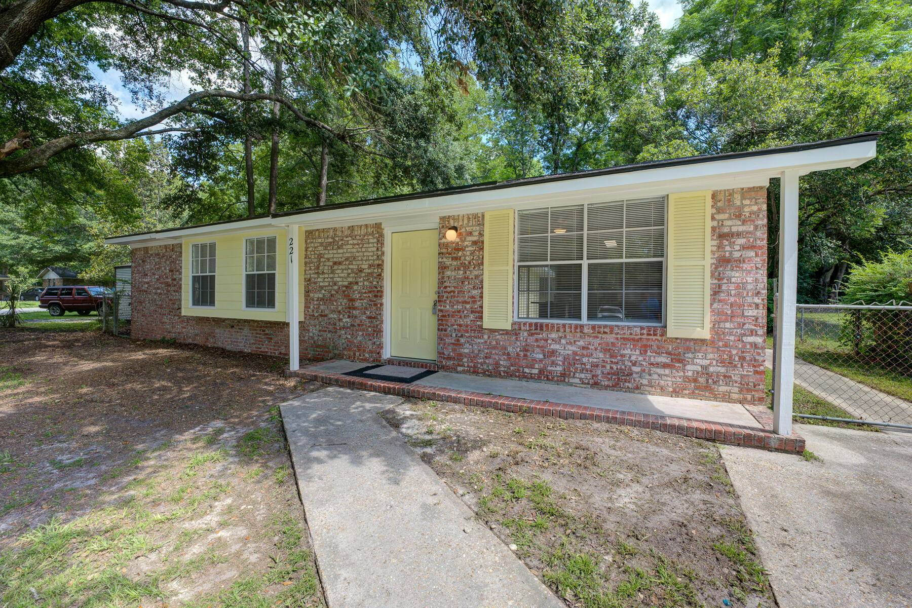Summerville, SC 29483,221 Barshay Dr