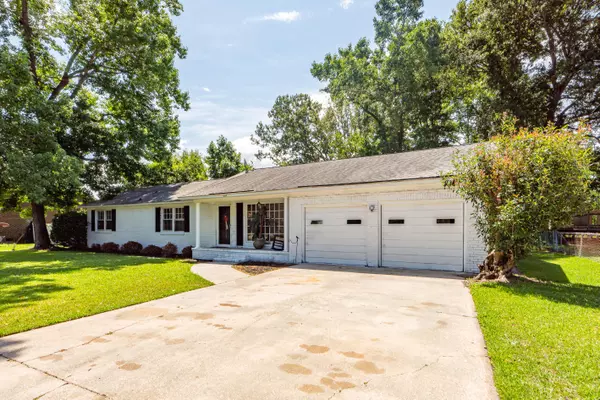 Goose Creek, SC 29445,209 Janice St