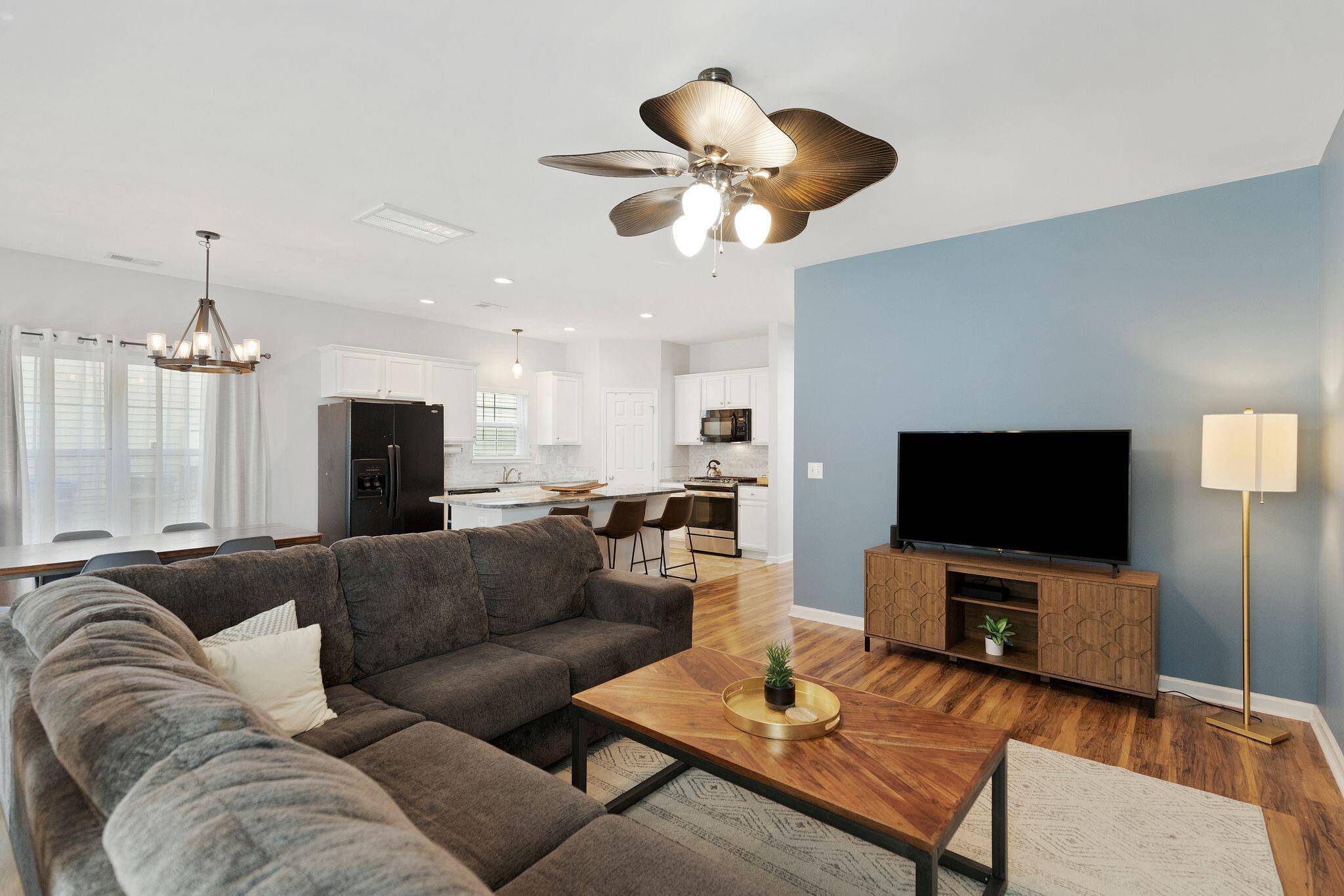 Johns Island, SC 29455,1758 Towne St