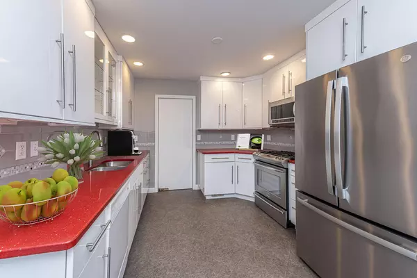 Charleston, SC 29407,1540 S Pinebark Ln