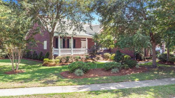 648 Lake Frances Dr, Charleston, SC 29412